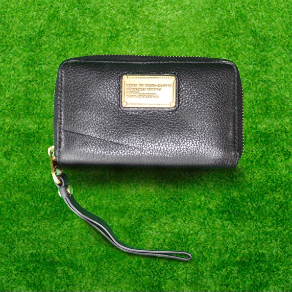 Marc Jacobs wallet